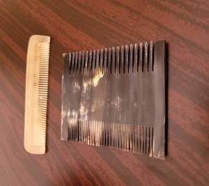 Peine para Cabello de Cuerno de Búfalo y Peine de Cuerno de Buey de Calidad Especial para Salón de Masajes, Precio al por Mayor, Hecho en India - Product Image 1