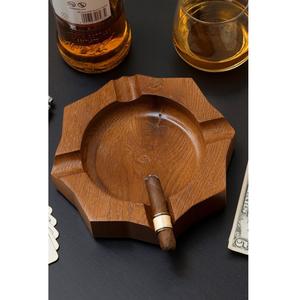 Cendrier en bois avec couvercle et poignée pour les fumeurs qui apprécient la propreté Portabilité et esthétique Design en bois - Product Image 1