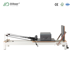 Reformer de Pilates en aluminium robuste, équipement professionnel de studio, <span class=keywords><strong>prix</strong></span> direct usine - Product Image 1