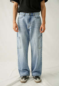 Directement de l'usine jeans en denim respirants pour hommes, élégants, coupe ajustée, tissu durable, design moderne décontracté, vente en gros de haute qualité - Product Image 4