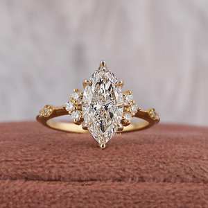 Anillo de compromiso de diamante Marquesa Anillo de aniversario de diamante cultivado en laboratorio genuino Anillo de propuesta para ella Ajuste de punta de 8 garras - Product Image 1