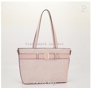 Sacs fourre-tout personnalisables 2025 pour femmes fermeture à glissière en cuir synthétique PU pour un usage quotidien et transporter des essentiels en déplacement - Product Image 3