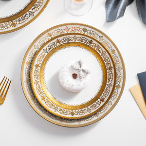 Vaisselle de luxe moderne européenne en porcelaine à bord doré pour la restauration, <span class=keywords><strong>assiettes</strong></span> et plats de service pour salades et steaks - Product Image 1