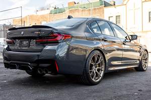 2022 M5 CS Super-Sedán de Producción Limitada, 627 hp, Turbo V8, Tracción en las Cuatro Ruedas - Product Image 4