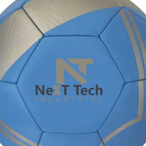 Balón de entrenamiento de fútbol de Next Tech Industries, material de PU para fines de entrenamiento con diseño personalizado y logotipo personalizado - Product Image 2