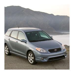 Hatchback Compacto Confiable con Asientos de Cuero Matrix Turbo, Neumáticos R18, Tracción Delantera e Interior Oscuro - Product Image 2