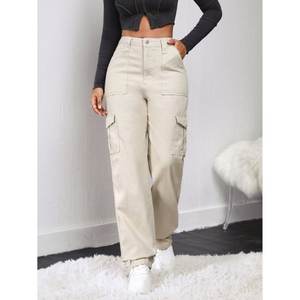 Jean cargo multipoches en denim crème pour femme, taille haute, extensible, durable, style streetwear, tailles 26 à 40 - Product Image 1