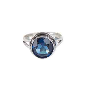 Bague en topaze bleue de Londres faite à la main, bijoux en argent sterling 925, pierre de naissance de décembre, cadeau pour femme - Product Image 1