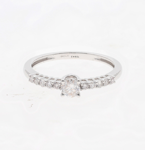 แหวนหมั้นเพชรธรรมชาติสีทอง14K สุดหรูพร้อมด้วยศูนย์กลางที่ยอดเยี่ยมและชุดหินด้านข้างสำหรับประกายเหนือกาลเวลา - Product Image 3