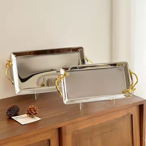 Bandeja de barra de acero elegante minimalista para una presentación elegante de la bebida - Product Image 1