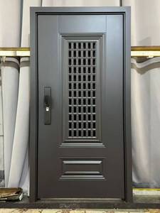 <span class=keywords><strong>Porte</strong></span> d'<span class=keywords><strong>entrée</strong></span> en aluminium <span class=keywords><strong>Hormann</strong></span> au design moderne et minimaliste, finition acier, pour maison, villa, hôtel - Product Image 6