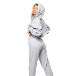 Ensembles de vêtements de Sport décontractés pour femmes motif solide hauts courts avec capuche Style Simple sweat pantalon en gros survêtements - Product Image 3