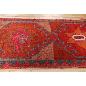 Vintage <b>Runner</b> Rug 3.6x10.3 ft, Turkish Herki <b>Red</b> Moroccan Wool Rug - Product Image 3