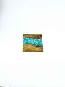 แผ่นรองแก้วเรซิ่นทนทาน ผลิตจากไม้กระถินเทศและไม้มะม่วง ให้พื้นผิวแข็งแรง ป้องกันน้ำ - Product Image 3