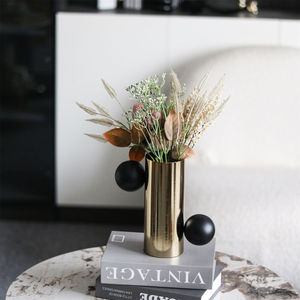 Vase à fleurs en métal, centre de table décoratif moderne avec finition lisse pour la maison, l'hôtel, le bureau, les événements de mariage, la décoration intérieure. - Product Image 5