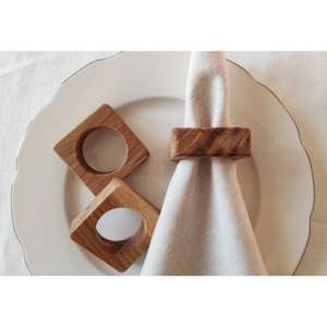 Ronds de serviette en bois artisanaux de style ferme pour des repas rustiques élégants et idéaux pour les mariages ou les repas décontractés - Product Image 1
