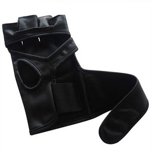 Guantes de MMA de Color Negro de la Más Alta Calidad a Precio de Mayoreo, Ropa Deportiva de Combate con Logotipo Personalizado Estampado por REBIRTH ATHLETICS - Product Image 4