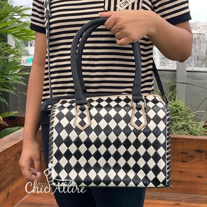 2025กระเป๋าเดินทางหนังลายตารางหมากรุกขนาดใหญ่หรูหราปรับแต่งได้ขนาดกลางสำหรับยิมวันหยุดสุดสัปดาห์ - Product Image 1