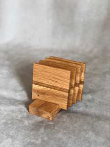 Dessous de verre carré en bois de noyer dernier modèle, parfait pour les ustensiles de cuisine d'hôtel, les accessoires de table et la décoration de salle à manger élégante - Product Image 5