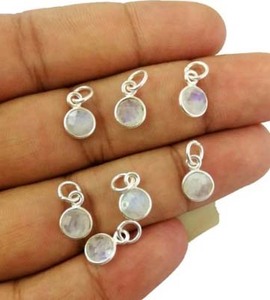 Ensemble de lunette à facettes rondes en cristal naturel à la mode de 5mm 925 pendentif pendentif fait main bijoux pour faire des cadeaux de Valentin - Product Image 1