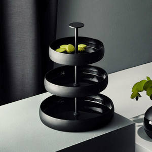 Derniers supports de rangement à deux niveaux en fer noir Corbeille à fruits Ustensiles de cuisine Présentoir de table Support de rangement pour maquillage avec poignée - Product Image 3
