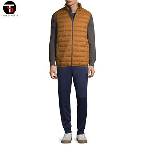 Gilet en nylon léger et résistant à l'eau de haute qualité pour hommes, gilet rembourré compressible, logo personnalisé, dernier modèle d'hiver solide - Product Image 4