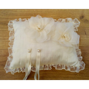 Cuscino Portafedi in Shantung Avorio per Decorazioni Cerimoniale - Product Image 1