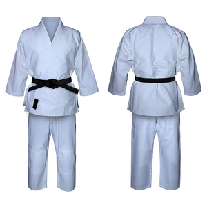Uniformes de karaté sur mesure en coton 100% fabriqués par des fabricants en gros, légers, avec ceinture, fonction extensible, ensembles de style de marque propre - Product Image 4