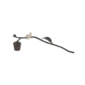 Pince à bougie en fer façon bille avec manche en bois - Product Image 5