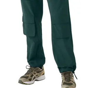 男士高性能防撕裂裤 -- 可拉伸耐磨，专为极限户外运动设计