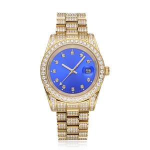 Reloj de Hombre Presidencial de 13.3CT y 41MM con Moissanita, Esfera Azul Analógica, Oro Amarillo de 14K, Fecha Luminosa, Cuarzo ETA - Product Image 1