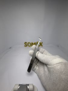 Pince à cils enduite d'argent Extension de cils à poignée diamantée de haute qualité Pince à épiler Extension de faux cils pointue - Product Image 5