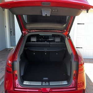 ¡Oferta Imperdible! Ge - ne - sis GV 60 Performance 2023 Súper Limpio, 483 Caballos de Fuerza con Modo Boost, Doble Motor, Tracción en las Cuatro Ruedas, SUV Rojo de Lujo - Product Image 5