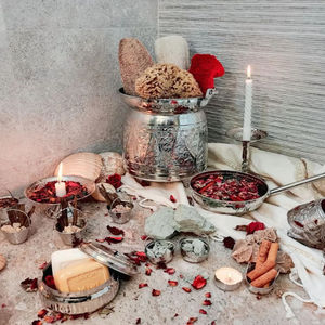 Kit de Regalo para Spa Hammam Marroquí |   Jabón Negro, Guante Kessa, Arcilla Ghassoul, Aceite de Argán, Agua de Rosas, Paquete de Exfoliación, Set Spa Deluxe Pro - Product Image 1