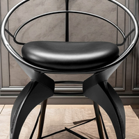 Tabouret de bar moderne de luxe en métal personnalisable avec base en métal pour salle à manger extérieure, salon, bar à domicile, cuisine - Haute qualité