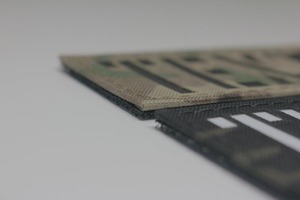 แผ่นปะด้วยเลเซอร์สำหรับตัดเย็บเสื้อผ้าชุดยูนิฟอร์มออกแบบได้ตามต้องการแผ่นติดหมวกด้วยเลเซอร์ปักขอบด้วยเลเซอร์แบบออกแบบได้ตามต้องการ - Product Image 5