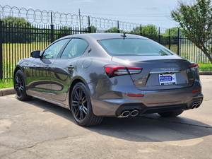 Usado 2024 M a s e r a t i Ghibli Modena Q4 AWD - Product Image 4