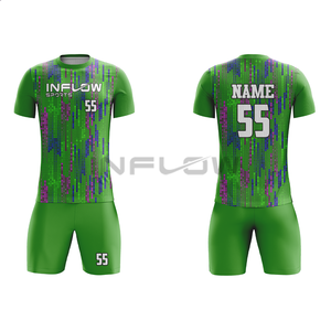 Ensemble de maillots de football de club à dégradé de couleurs, personnalisable avec un nom, pour le football, pour toutes les saisons - été, hiver, automne - Product Image 6