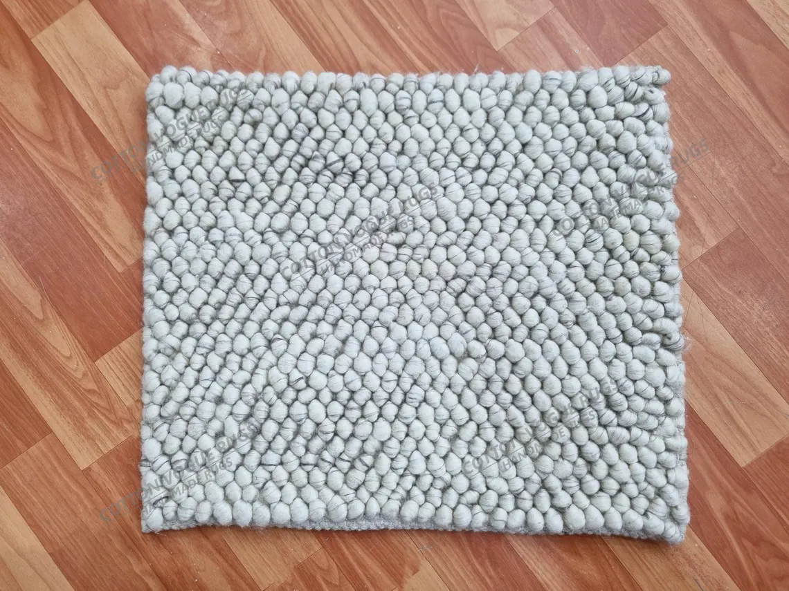 Identique à l'image