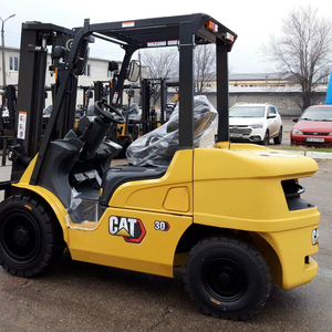 Montacargas Caterpillar 2PD5000 de 3.5 Toneladas con Capacidad de 5.000 LB, Montacargas Usado de Mástil Bajo CAT de 3 Toneladas, Montacargas Diésel Manual FD30 - Product Image 1