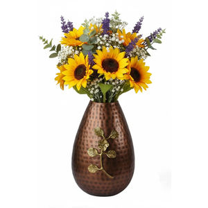 Florero Creativo de Latón, Maceta de Metal Blanca con Forma de Dholak para Decoración del Hogar, Sala de Estar, Diseño Dorado Repujado Hecho a Mano - Product Image 3