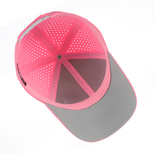 Gorra de golf rosa al por mayor de perfil bajo, de 6 paneles, estructurada, de poliéster, a cuadros, perforada con láser, snapback, parche de silicona, bolsillo oculto - Product Image 6