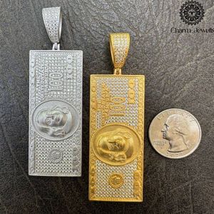 Charm_Jewels Colgante de Plata 925 con Moissanita en Forma de Bola de Billete de Dólar, Bañado en Oro de 18K, Certificado IGI, Temática Hip Hop, Unisex, Para Uso Diario - Product Image 1