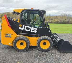 Chargeuse compacte sur pneus JCB 155, 55 CV, moteur diesel, machine de construction compacte avec godet de 0,40 m³ - Product Image 4