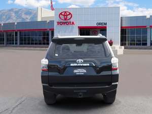 Toyota 4Runner SR5 Premium 4WD 2022 - Product Image 6