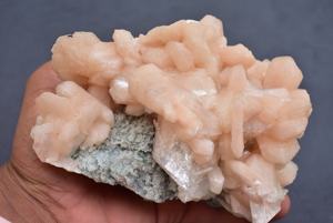 Apophyllite Geode ผงแร่ Apophyllite,แร่ธาตุหยาบคลัสเตอร์จีโอดสำหรับตกแต่ง - Product Image 5