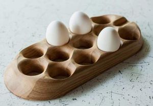 Estante de madera ecológico para huevos para hogares sostenibles, perfecto para reducir el plástico y mejorar la decoración de la granja - Product Image 5