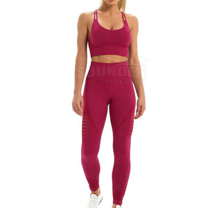 Conjunto de Yoga personalizado de alta calidad para mujer, patrón sólido, transpirable, elástico, cierre de cintura media, etiqueta privada ecológica, precio bajo - Product Image 4