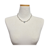 [cocopur] Collier Coréen en Laiton Plaqué Platine avec Pendentif Cœur Texturé Organique et Chaîne, Pierre Noire Transparente Scintillante