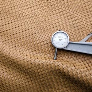 หนังทอแบบมีรูพรุนสีน้ำตาลอ่อนหรูหราสามารถปรับแต่งผลิตภัณฑ์หนังพรีเมี่ยมขนาด1ถึง12ตารางฟุตได้ - Product Image 2